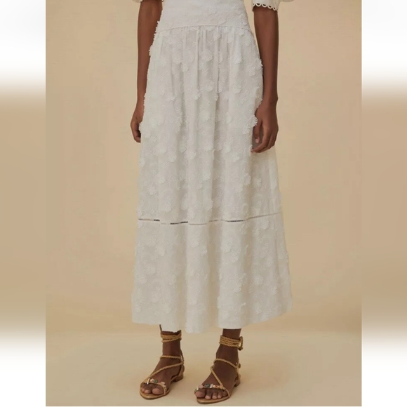 FARM Rio Dresses & Skirts - Farm Rio Off-White 3d Flower Midi Skirt